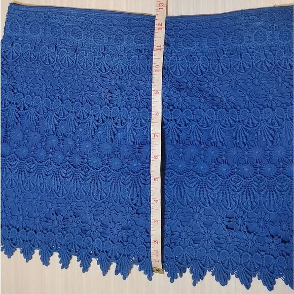 Small Vibrant Blue Geometric Floral Pattern Crochet Lace Overlay Mini Skirt - Picture 9 of 9